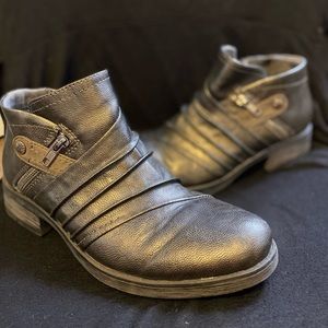 Earth Origins Booties